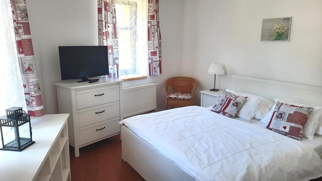 Hotel Strelnice Teplice nad Metují Eksteriør billede
