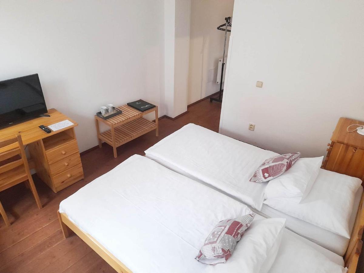 Hotel Strelnice Teplice nad Metují Eksteriør billede