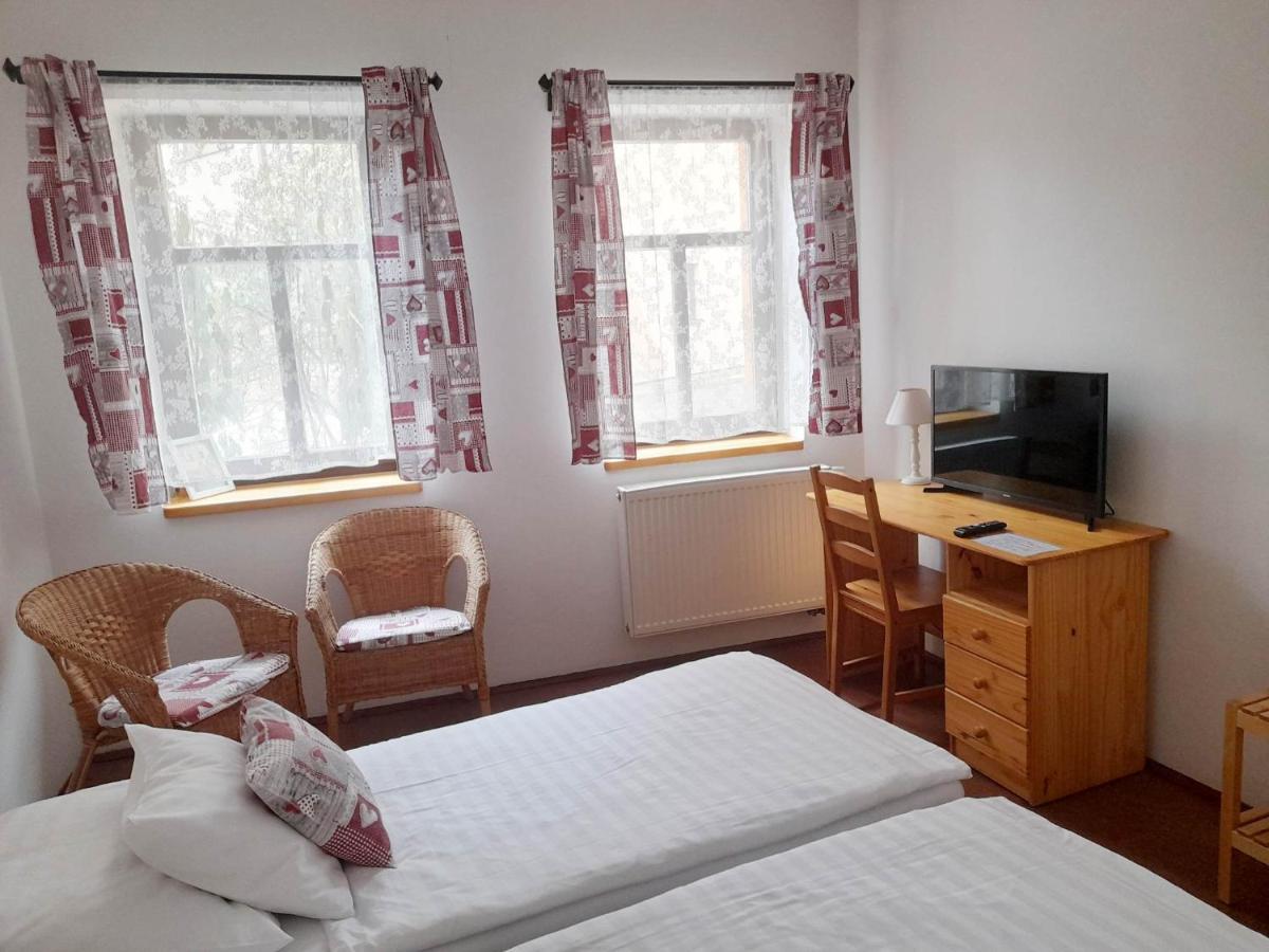 Hotel Strelnice Teplice nad Metují Eksteriør billede
