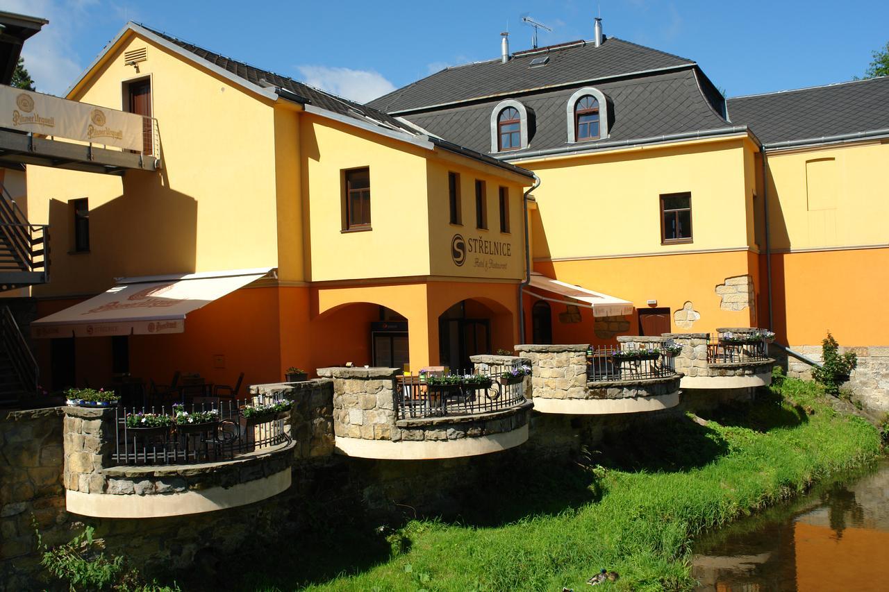 Hotel Strelnice Teplice nad Metují Eksteriør billede