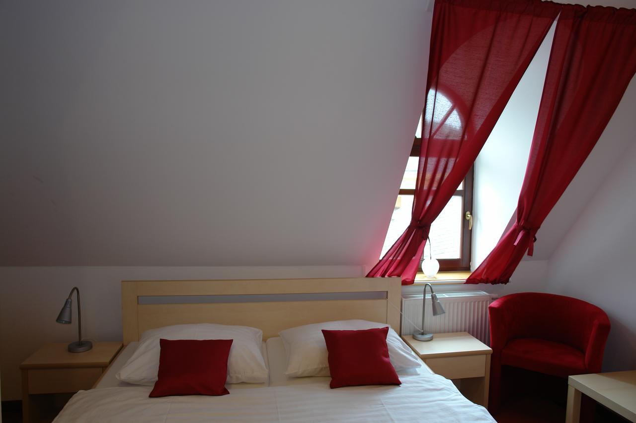 Hotel Strelnice Teplice nad Metují Eksteriør billede