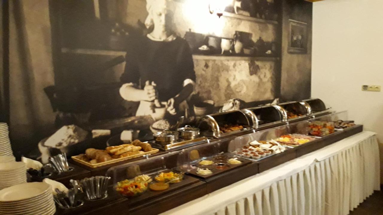 Hotel Strelnice Teplice nad Metují Eksteriør billede